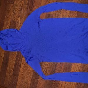 Lululemon Sweater/ Sweatshirr dry fit